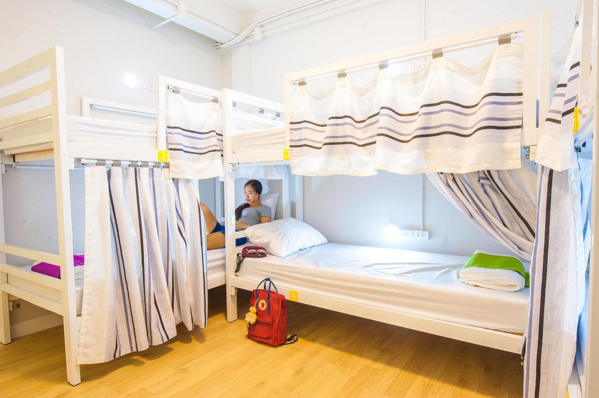 My Thai Hostel Bangkok Eksteriør billede